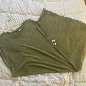 NWT Old Navy MIDI Dress